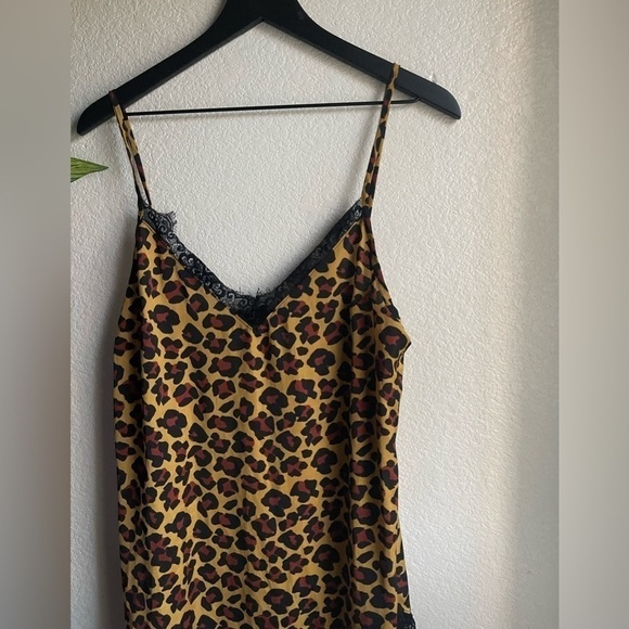Urban Outfitters cheetah print slip dress - Picture 3 of 5